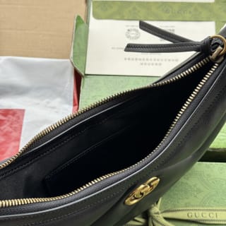 GG Marmont Small Shoulder Bag 9