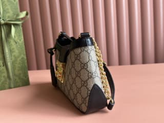 Padlock Small Shoulder Bag 3