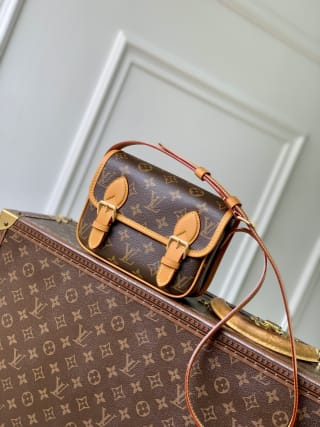 Satchel Monogram Coated Canvas Wearable Wallet 1