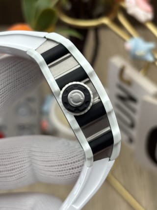 RM 21-02 Tourbillon Aerodyne White Quartz TPT & Carbon TPT 6