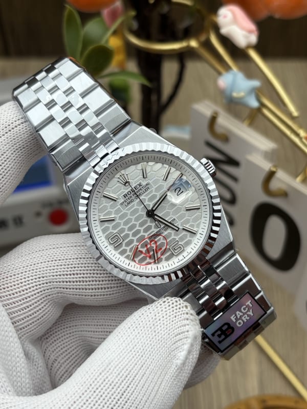 Rolex Land-Dweller 40mm White Dial