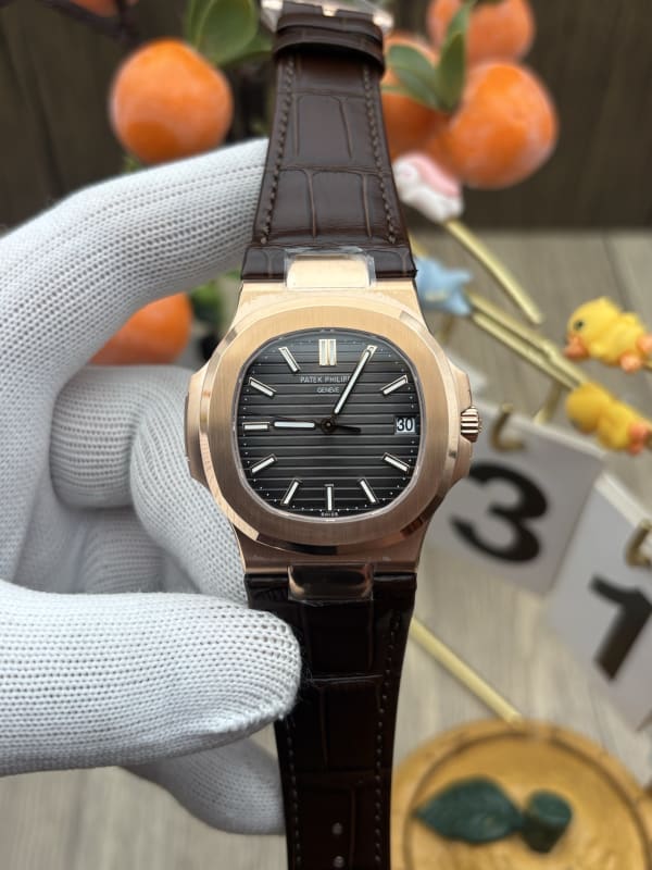 Patek Philippe Nautilus 5711 Rose Gold Grey Dial 