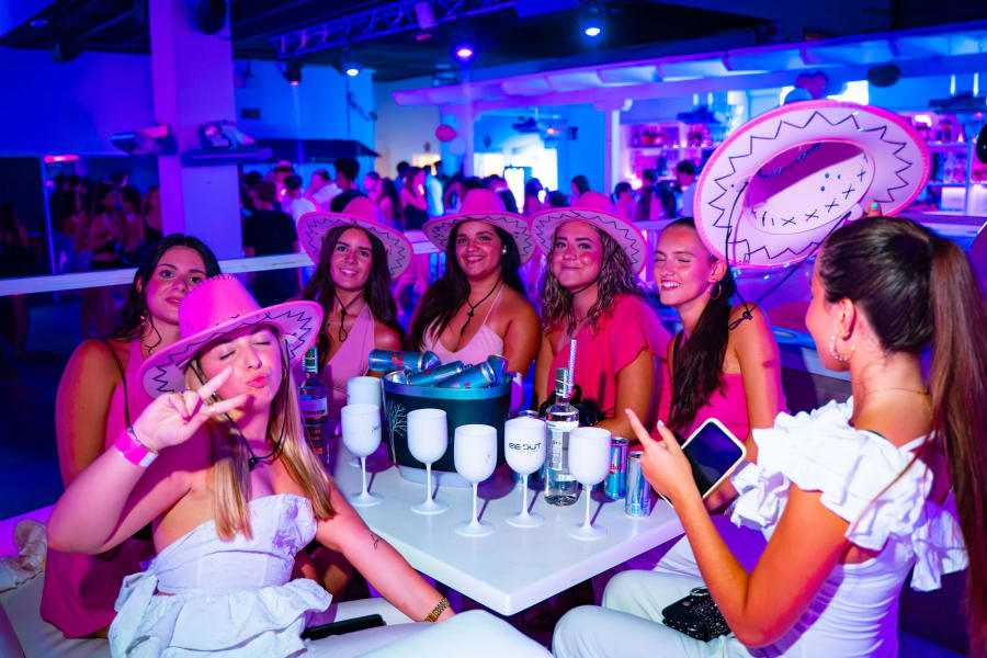 Foto de Barbie de Thirsty Costa Brava