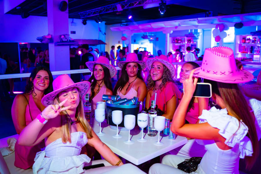 Foto de Barbie de Thirsty Costa Brava