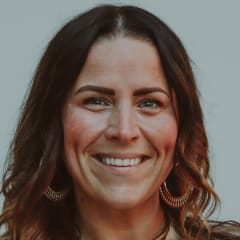 Kate, energy healer and clinical hypnotherapist from New York