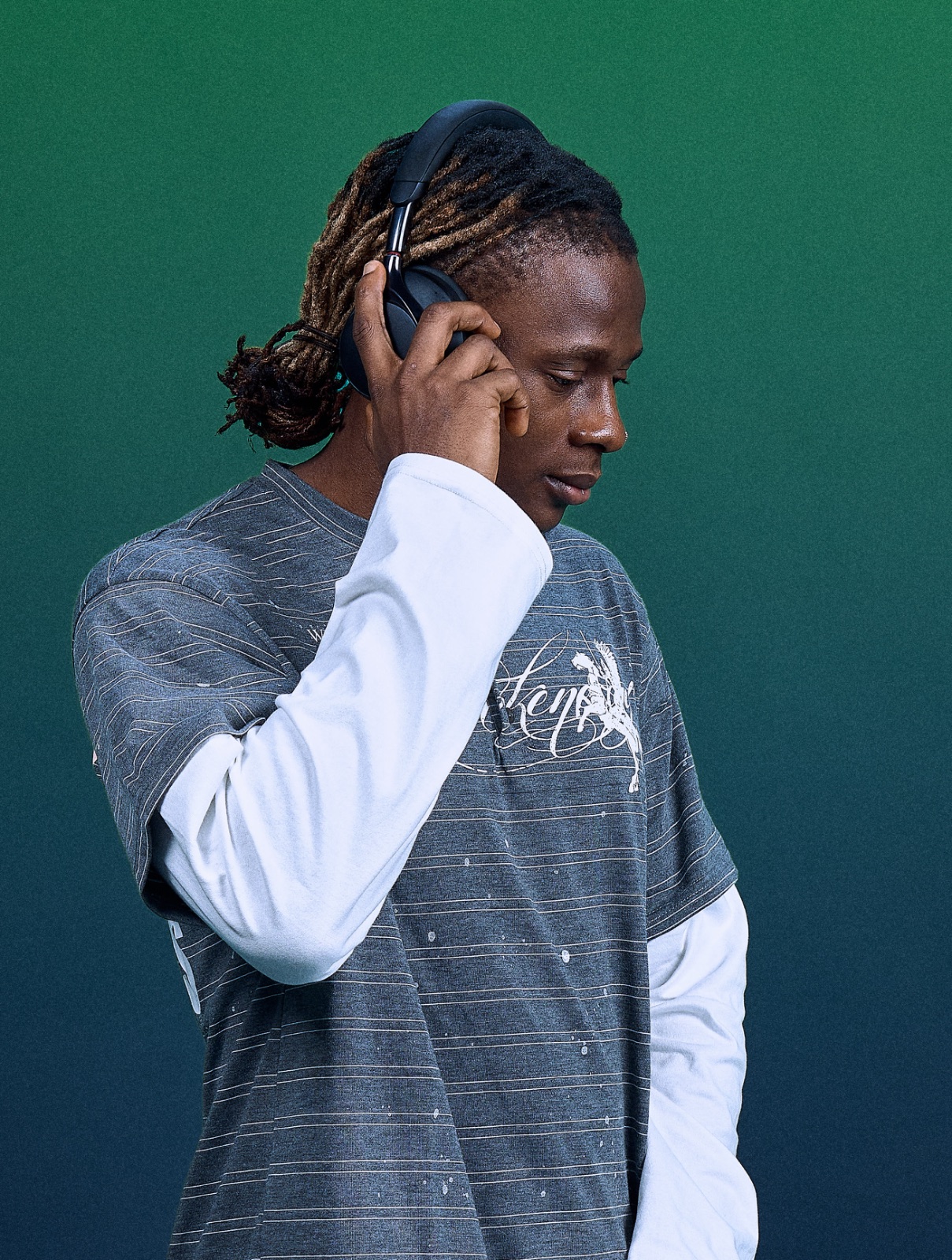 dj dinny — brand identity, frame 1, by ROLLINGPAPERSCO