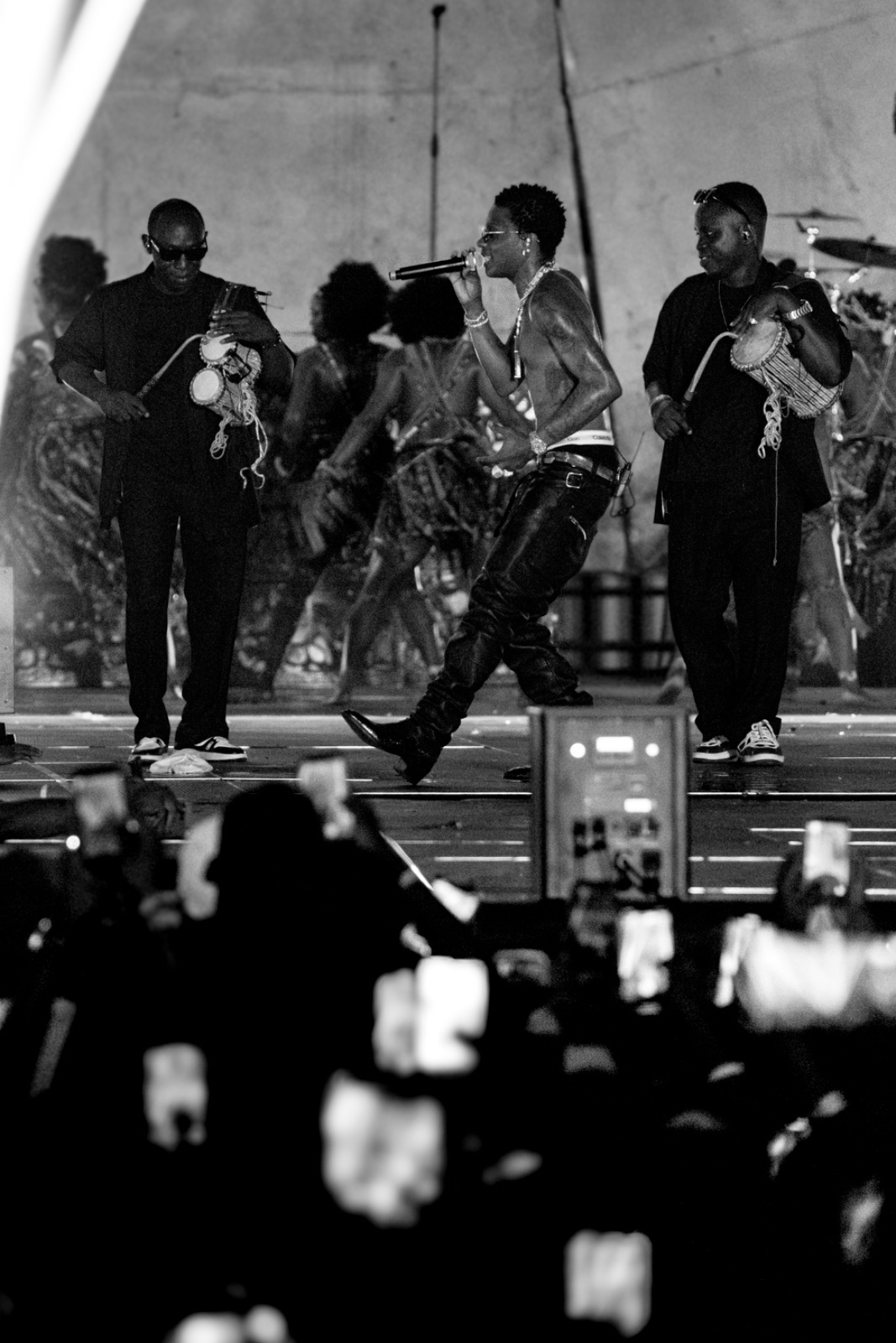 wizkid × futurefest live — concert coverage / 2025, frame 8, by ROLLINGPAPERSCO