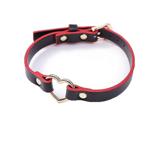 COLEIRA BONDAGE COM CORAÇÃO - PRETO E VERMELHO