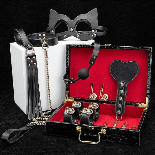 KIT MALETA SADO DE LUXO