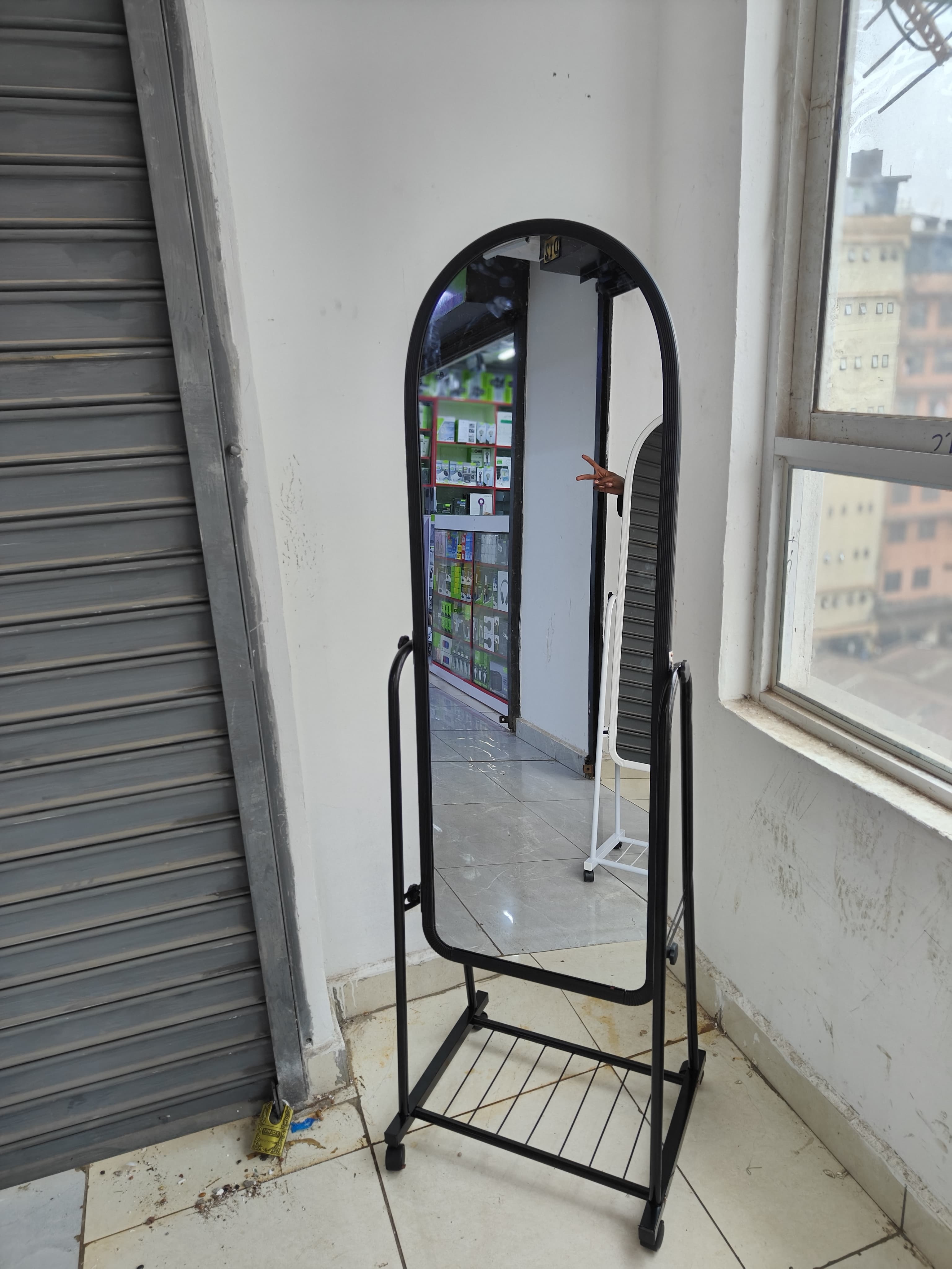 Multifunctional Full-Length Dressing Mirror with Wheels and Shoe Rack (Black Frame, 123cm x 46cm)