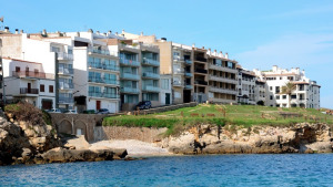 Creix la construcció d'habitatges a l'Empordà, tot i la incertesa que generen els conflictes internacionals