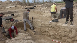 Excavacions a l'església de Sta Margarida 