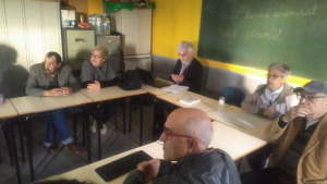 Debat sobre teories per garantir una vida digne