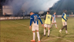 Ignasi Massó i Henry Gilham desencallen el partit contra el Banyoles (2-0)