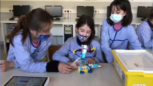 Taller de robòtica a la biblioteca