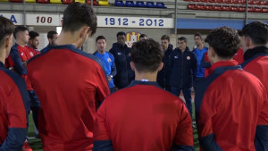 Primer contacte d'Aday Benítez amb la plantilla del FC l'Escala