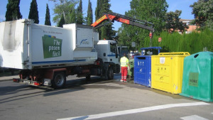 Comencen a instal·lar-se els nous contenidors