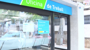 L'atur recula lleugerament al novembre