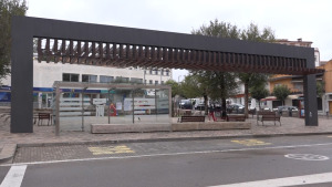 La vaga de conductors d'autobús agafa desprevinguts els usuaris de l'Escala