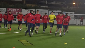 El FC l'Escala estrena gespa amb la visita del Vic