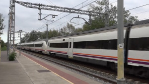 Junts reclama al Govern la connectivitat entre l'estació de Camallera i l'Escala