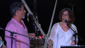 Cantada d'havaneres amb grups locals