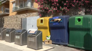 Els treballadors del servei de neteja desconvoquen la vaga després d'arribar a un acord amb l'empresa