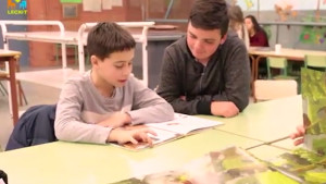 Es busquen voluntaris per fomentar la lectura entre els alumnes de primària