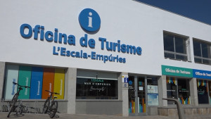 Nova retolació i personalització de l’Oficina de Turisme