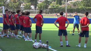 El juvenil preferent torna a la feina amb nou entrenador i catorze cares noves