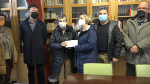 El càmping Illa Mateua fa una donació de 12.000 euros a Càritas l'Escala