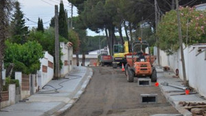 Recta final de les obres d'urbanització del carrer Barcelona i adjacents