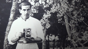 Les fotografies de Joan Lassús copsen l'exposició de la festa major de l'Escala