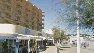Costes diu que les terrasses de Riells són il·legals