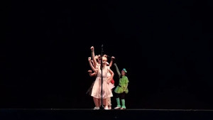 Doble representació final de extraescolar de teatre de l'escola Empúries