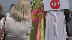 L'edició de tardor de la Botiga al Carrer reuneix més parades, però la calor provoca un descens de clients