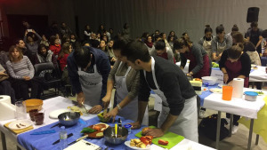 Los Aspirantes i Los Inexperimentados guanyen la primera edició del Mostra't Chef
