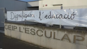 L'Esculapi s'adhereix a la vaga d'inici de curs mentre l'Empúries i l'Institut continuen debatent