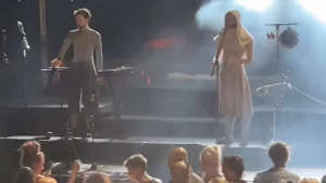 La dansa i el techno gregorià  tanquen el Portalblau a la Riba