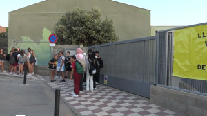 L'Institut del Pedró engega curs amb un seguiment mínim de la vaga