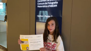 Una alumna de l'Esculapi guanya el primer premi de fotografia matemàtica de l'ABEAM