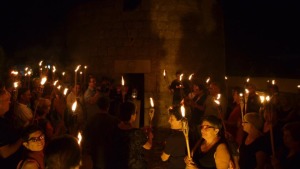 Èxit de participació a la primera Marxa de Torxes per la pau i la llibertat