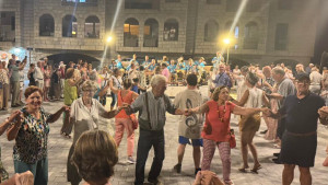 Engega el cicle de sardanes, enguany dedicat a Joaquim Hostench