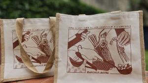Èxit a l'Escala de la campanya 'Amb el cap i amb el cor, comprem a l'Empordà'