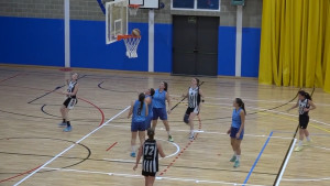Derrotes del futbol, tennis taula i bàsquet