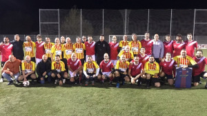 Desè partit entre els veterans de futbol de l'Escala i Zumaia