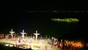 Èxit de la novena edició del Via crucis vivent de l'Escala