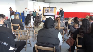 Debat sobre la digitalització a les escoles