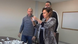 La UBET entrega l'Iphone de la campanya de Black Friday