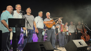 7.500 persones omplen La Platja a la 47a Cantada d'Havaneres
